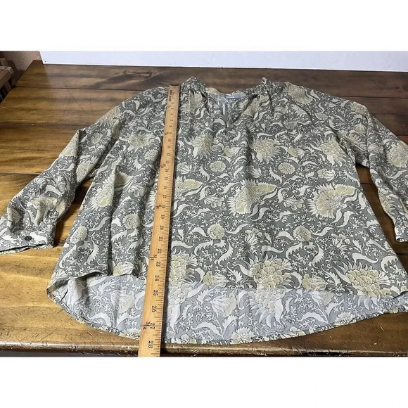 VINCE 100% Silk Blouse Sheer Vintage Botanical Print Size Medium - Picture 7 of 13